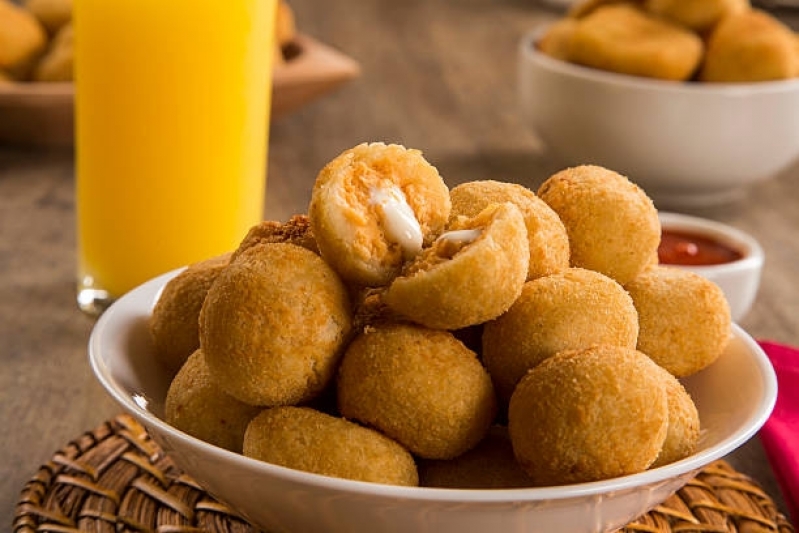 Mini Coxinhas para Festa Cupecê - Mini Coxinha Catupiry